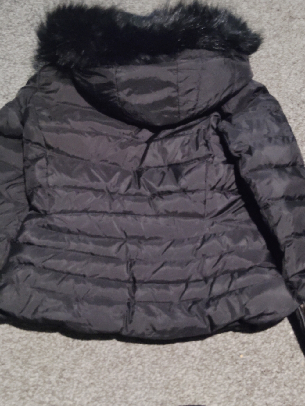 Zara Black Quilted Women's Puffer Jacket with Fur-Trim Hood - Picture 2 of 4